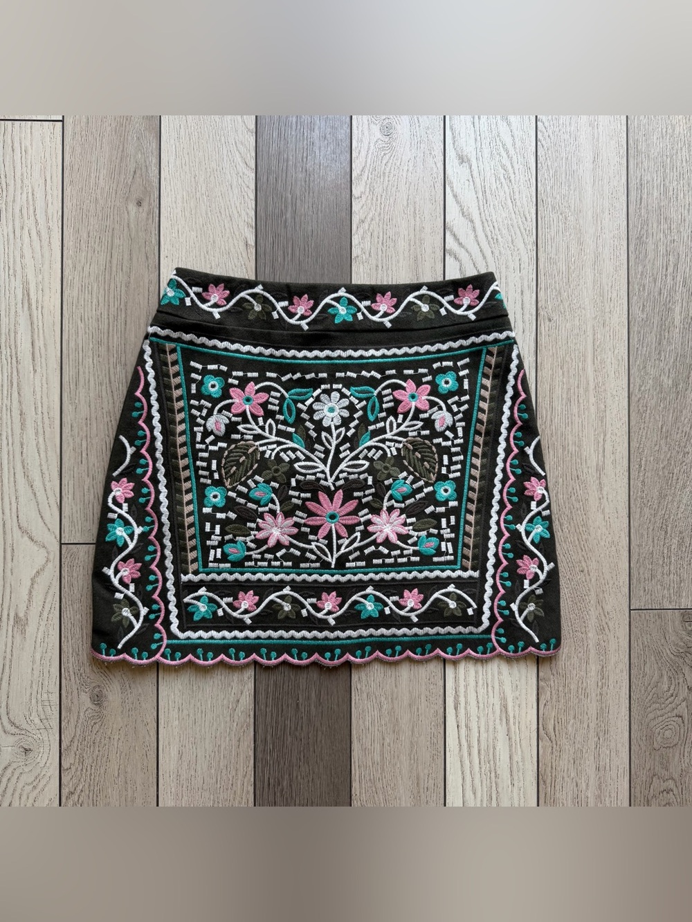 Francesca’s Embroidered Floral Mini Skirt - Black with Pink & Teal Accents New S